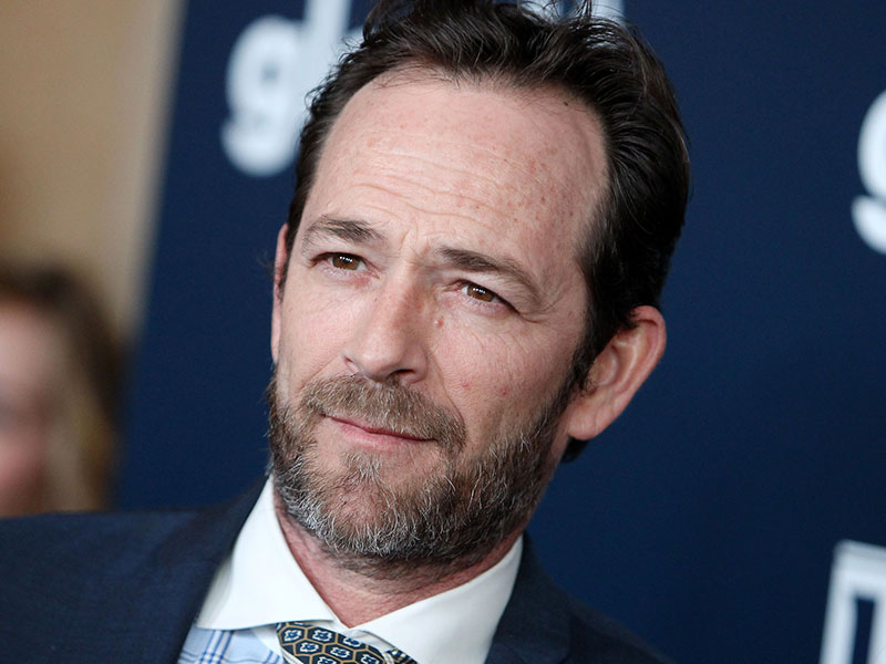 وفاة نجم مسلسل "بيفرلي هيلز 90210" لوك بيري